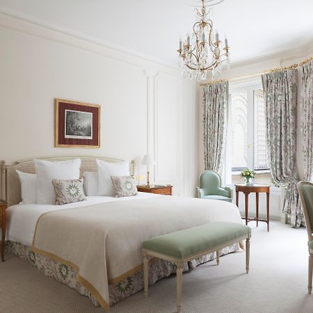 Le Bristol Paris - An Oetker Collection Hotel Екстериор снимка