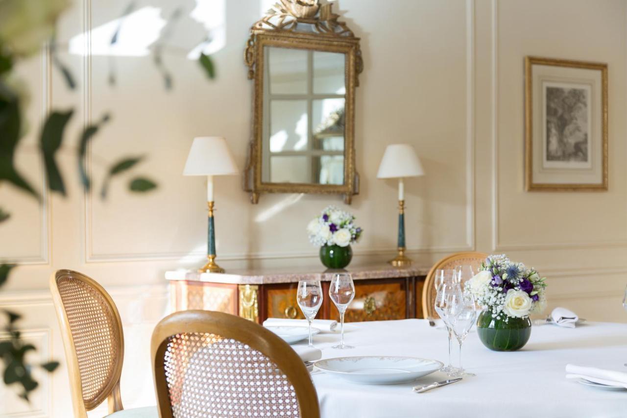 Le Bristol Paris - An Oetker Collection Hotel Екстериор снимка