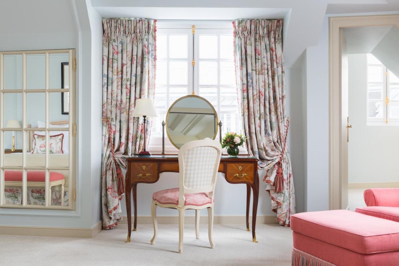 Le Bristol Paris - An Oetker Collection Hotel Екстериор снимка