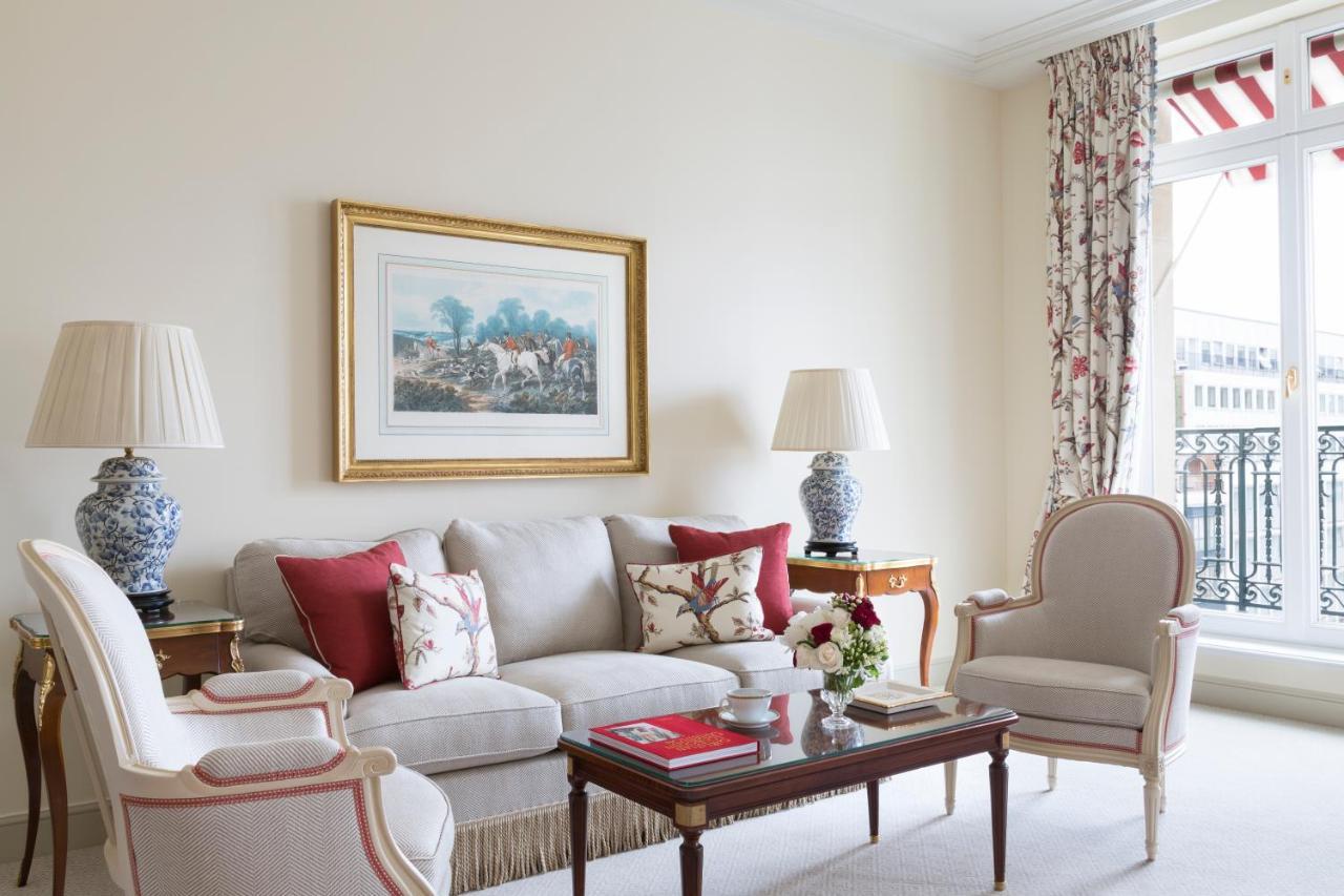 Le Bristol Paris - An Oetker Collection Hotel Екстериор снимка