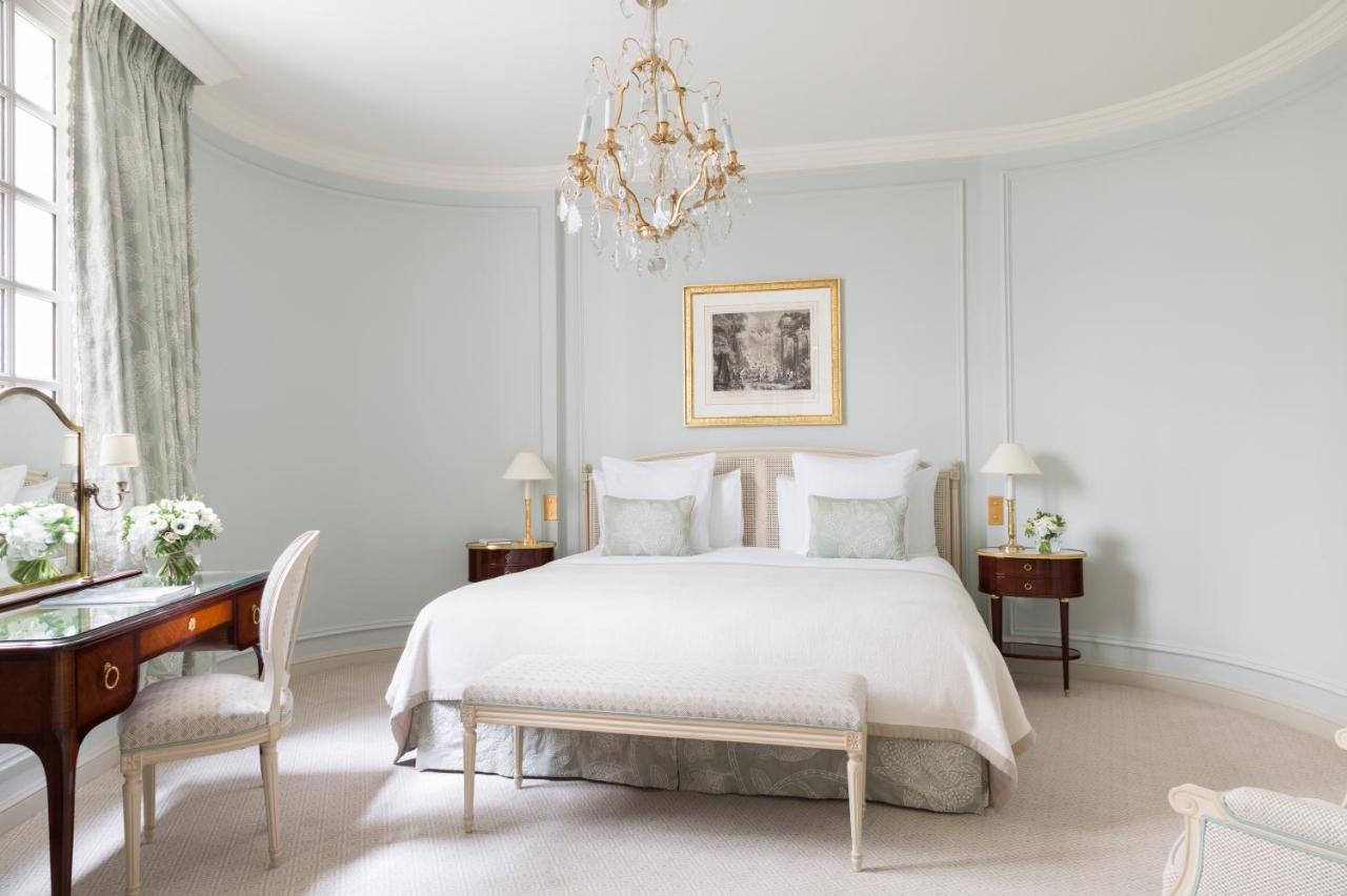 Le Bristol Paris - An Oetker Collection Hotel Екстериор снимка