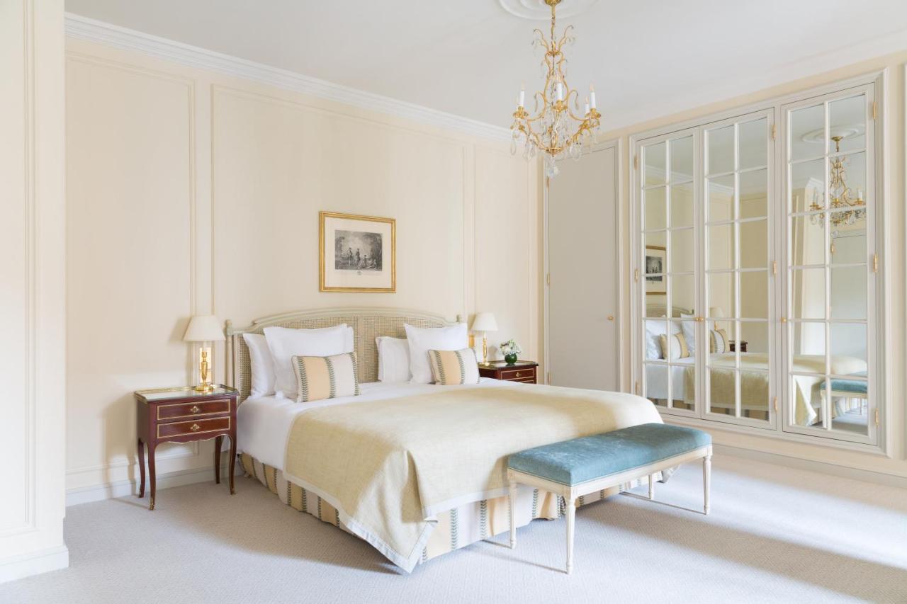 Le Bristol Paris - An Oetker Collection Hotel Екстериор снимка